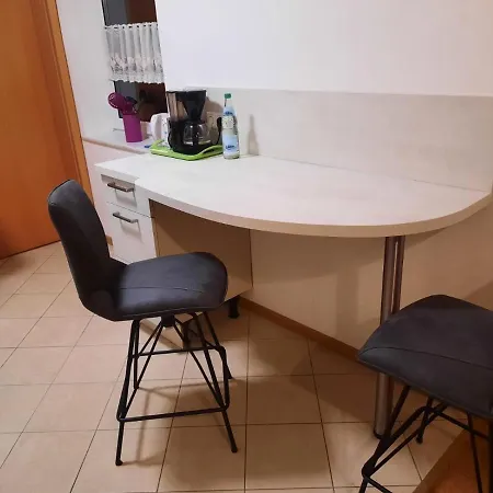 Albus شقة Albertshausen